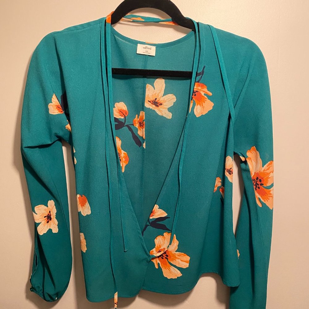 Wilfred Lilia Wrap Blouse in GREEN Floral Size xxs